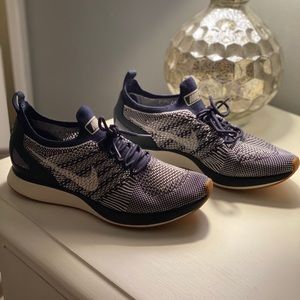 NWOT Nike Air sneakers